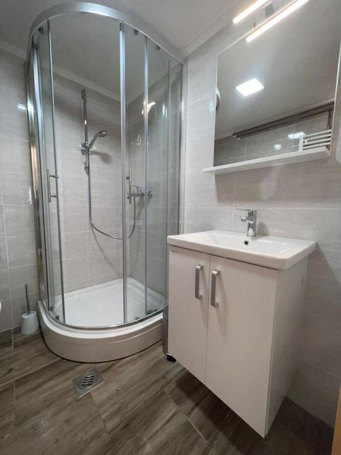 Apartmani Albatros Perusic Esterno foto
